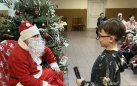 Galeria Podstrony Zakup stoł&oacute;w bankietowych, telewizora oraz nagłośnienia karaoke 2