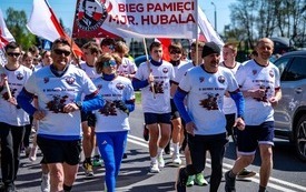 Galeria aktualności 30 kwietnia odbył się Bieg Pamięci mjr. Hubala w 86 rocznicę Jego śmierci 23