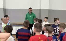 Galeria aktualności Siatkarze Lechii Tomasz&oacute;w Mazowiecki w szkole w Smardzewicach 3